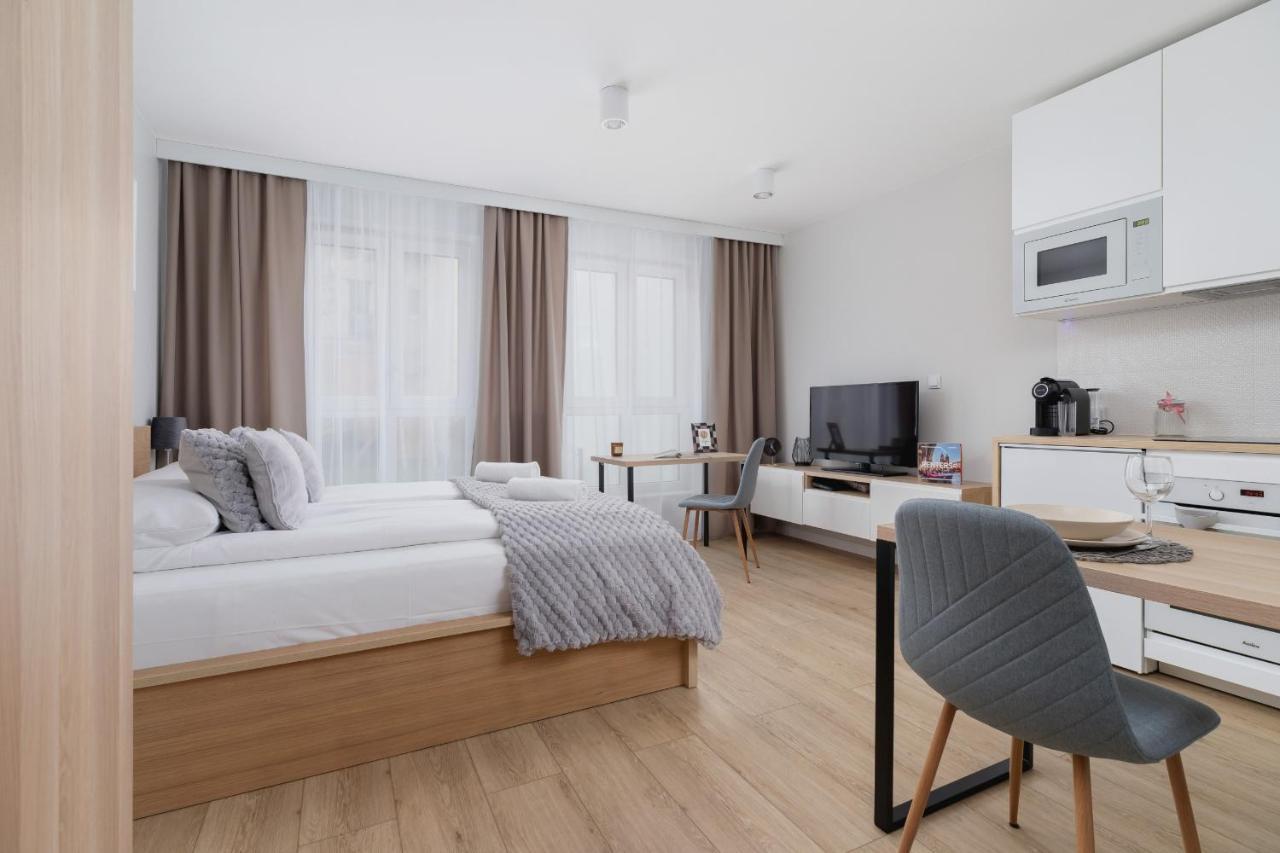 קרקוב City Studio With Ac Czarnowiejska By Renters מראה חיצוני תמונה