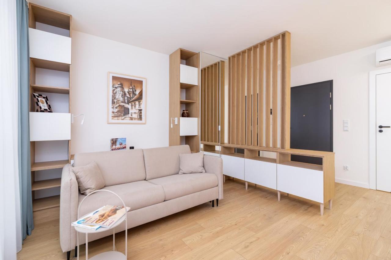 קרקוב City Studio With Ac Czarnowiejska By Renters מראה חיצוני תמונה