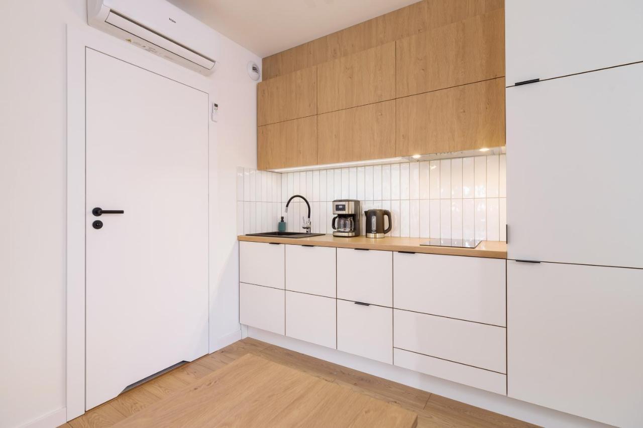 קרקוב City Studio With Ac Czarnowiejska By Renters מראה חיצוני תמונה