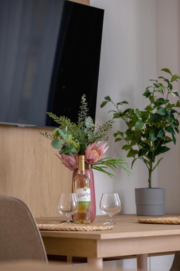 קרקוב City Studio With Ac Czarnowiejska By Renters מראה חיצוני תמונה