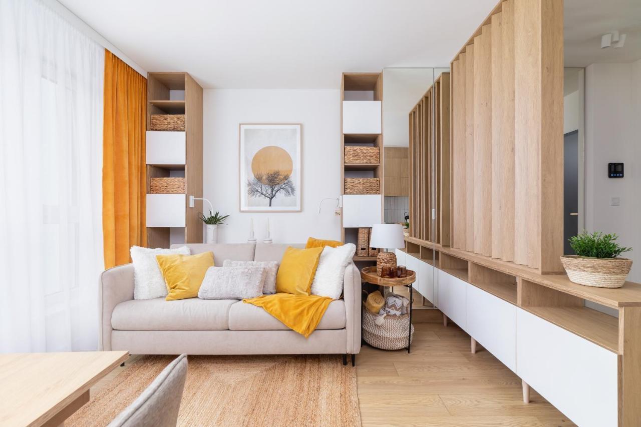 קרקוב City Studio With Ac Czarnowiejska By Renters מראה חיצוני תמונה