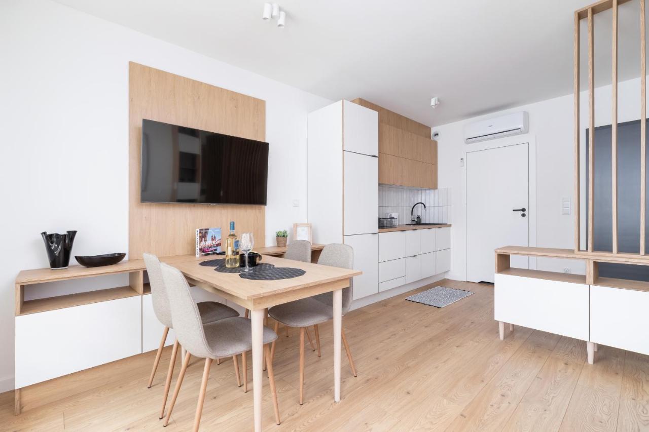 קרקוב City Studio With Ac Czarnowiejska By Renters מראה חיצוני תמונה