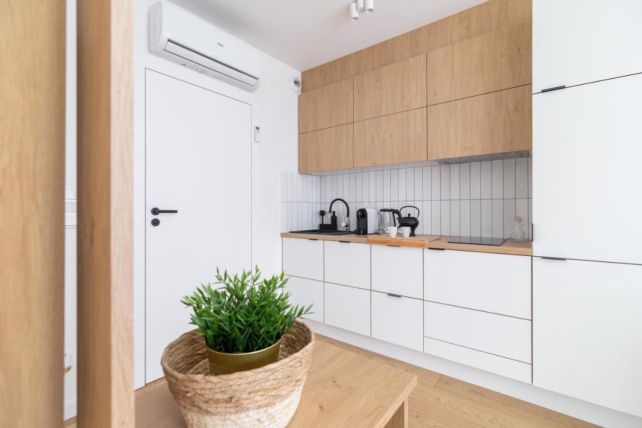 קרקוב City Studio With Ac Czarnowiejska By Renters מראה חיצוני תמונה